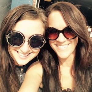 Meet your Posher, Melissa